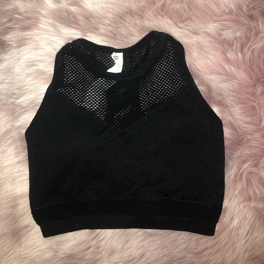 Fabletics High Neck Sports Bra